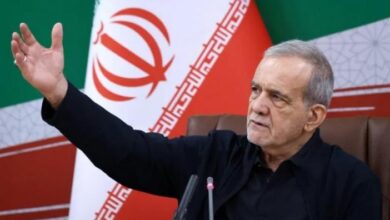 الرئيس الإيراني: صامدون في مواجهة الحرب الاقتصادية الشاملة