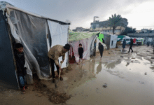 الصحة العالمية تحذر من ازدياد المخاطر الصحية في غزة مع اقتراب موسم الأمطار
