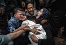 شهيد ومصابون جراء استهداف الاحتلال المواطنين غرب مدينة غزة