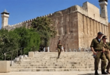 رئيس بلدية الخليل: إجراءات الاحتلال تخنق المدينة وتعرقل حياة المواطنين